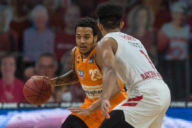 强的防守球 强的防守球