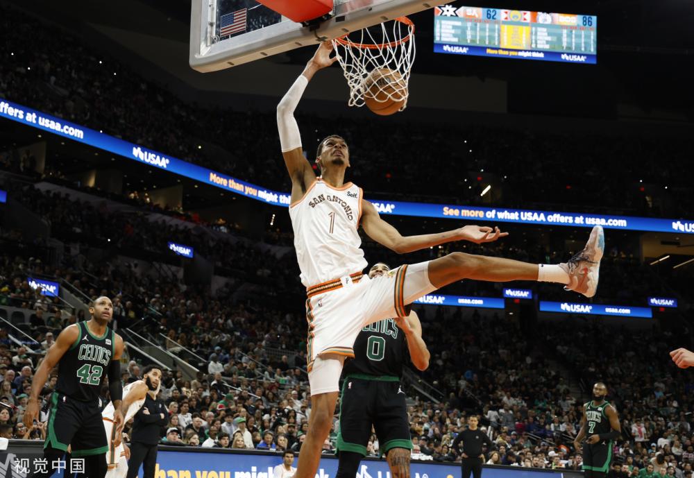 众赞叹不已 众赞叹不已