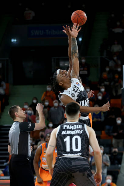 的赛场上 的赛场上